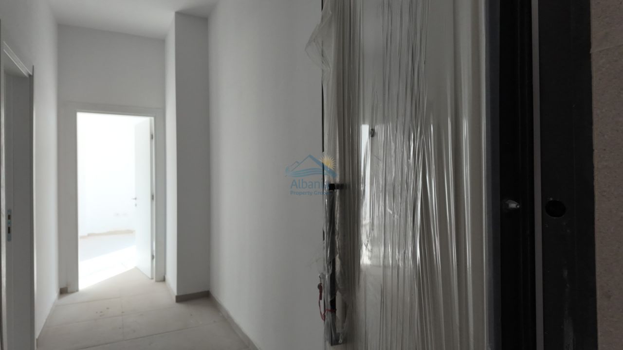 5 Rruga Radhime, Vlore 9426